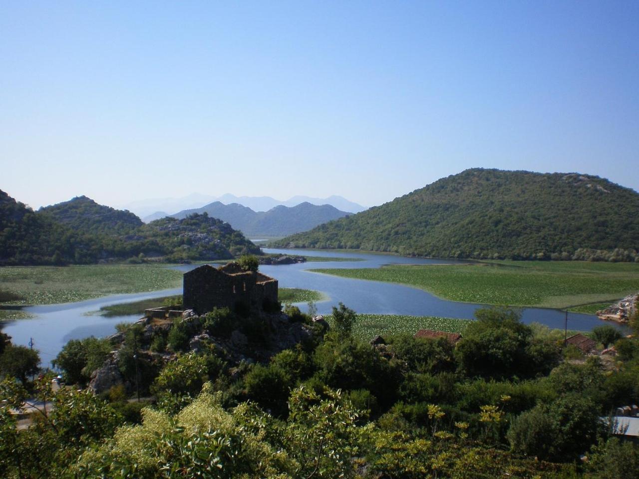 Lakeside Oasis Home Karuc מראה חיצוני תמונה